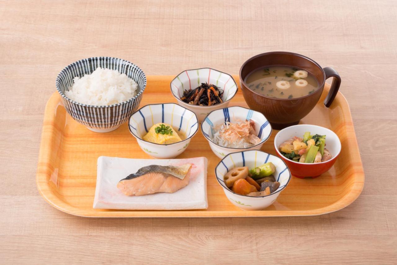Hotel Sun Clover Koshigaya Eki mae Eksteriør billede