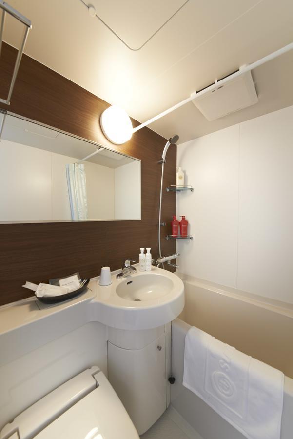Hotel Sun Clover Koshigaya Eki mae Eksteriør billede