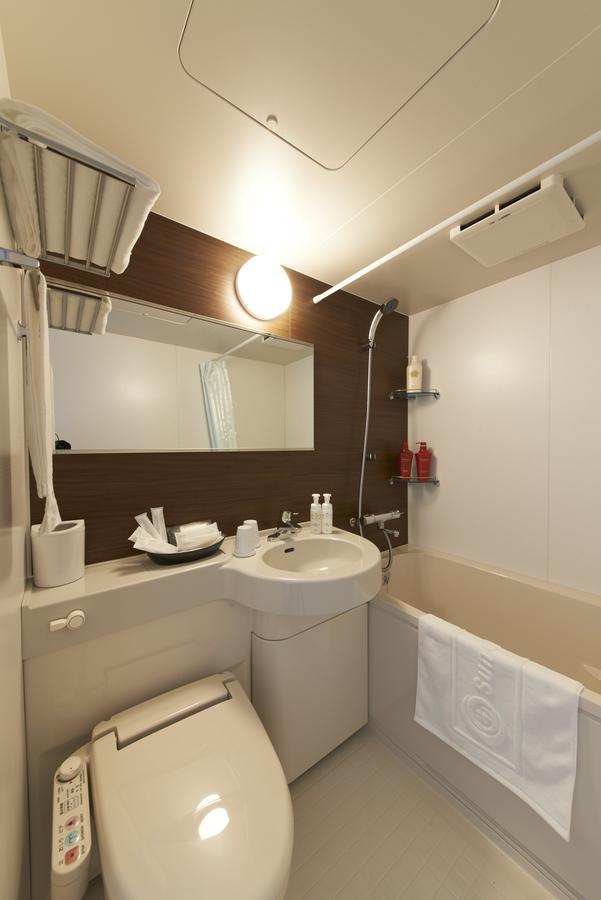 Hotel Sun Clover Koshigaya Eki mae Eksteriør billede
